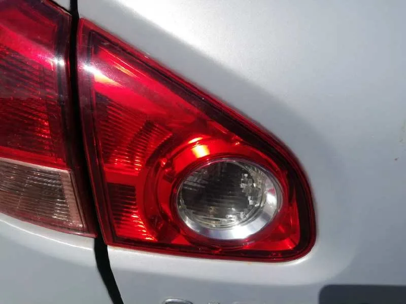 Piloto Trasero Izquierdo Interior para Nissan Qashqai (J10)