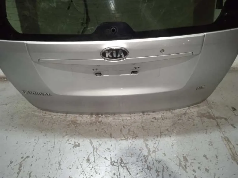 Porton Trasero para Kia Carnival