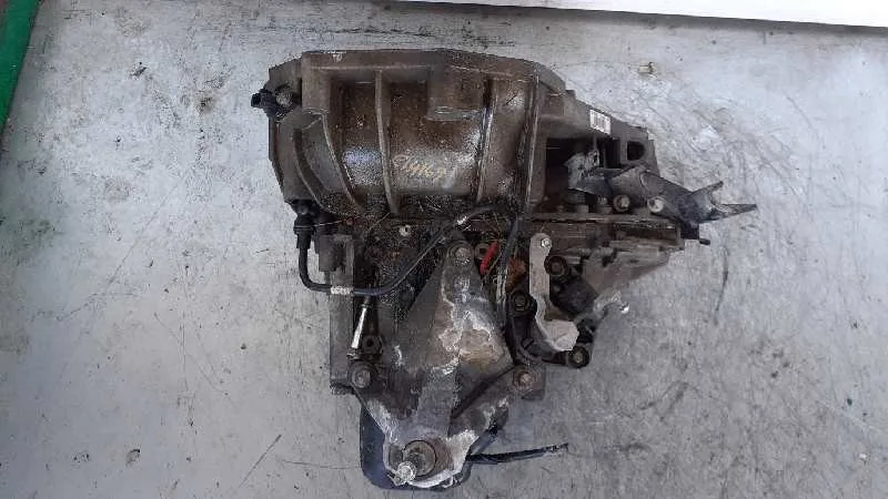 Caja Cambios para Nissan Micra (K12E)