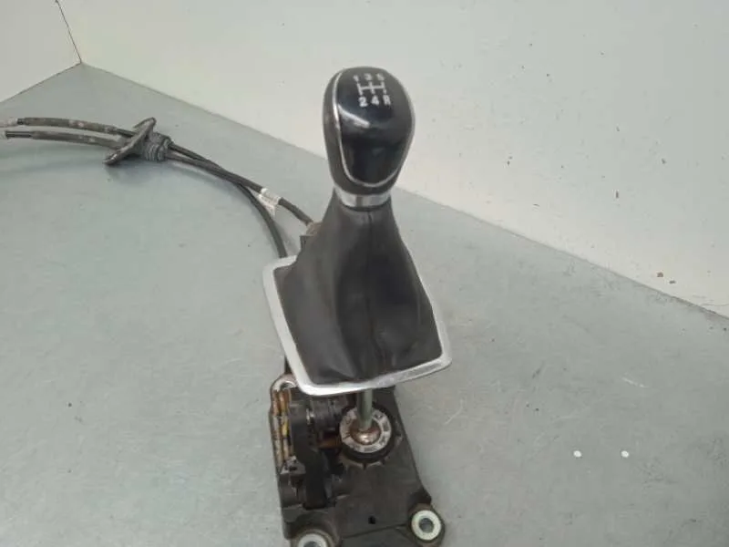 Palanca Cambio para Ford Focus Lim. (Cb4)