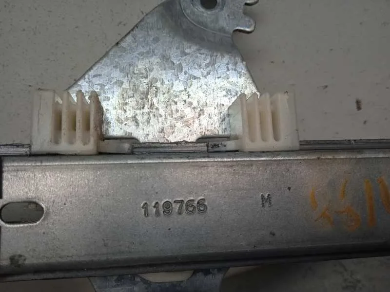 Elevalunas Trasero Izquierdo para Nissan Qashqai (J10)