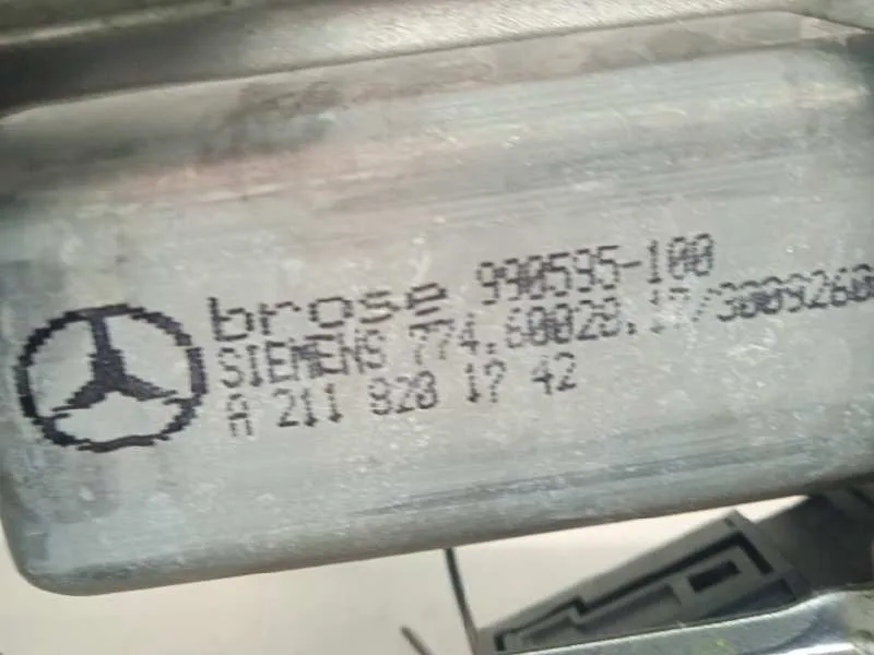 Elevalunas Delantero Derecho para Mercedes-Benz Clase C (W203) Sportcoupe