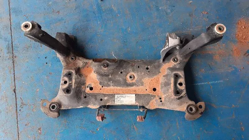 Puente Delantero para Volvo V40