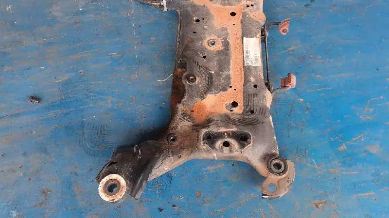 Puente Delantero para Volvo V40