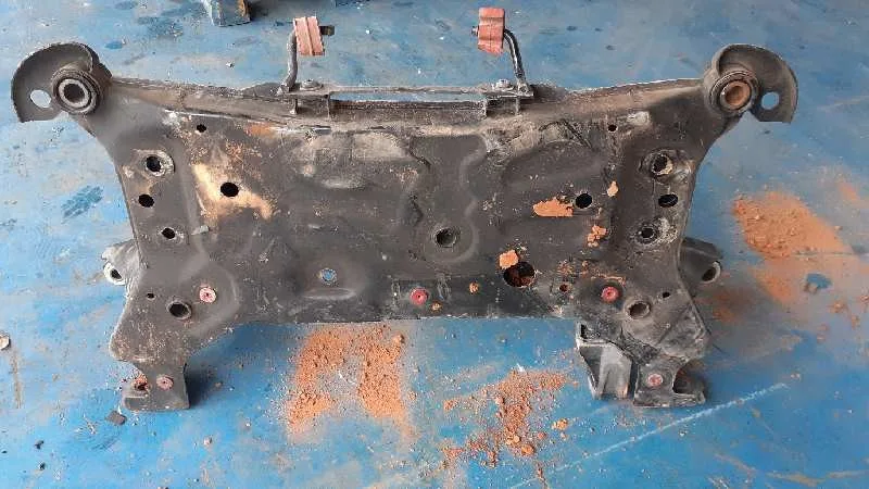 Puente Delantero para Volvo V40