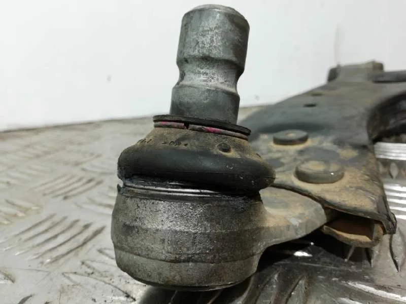Brazo Suspension Inferior Delantero Izquierdo para Volvo V40