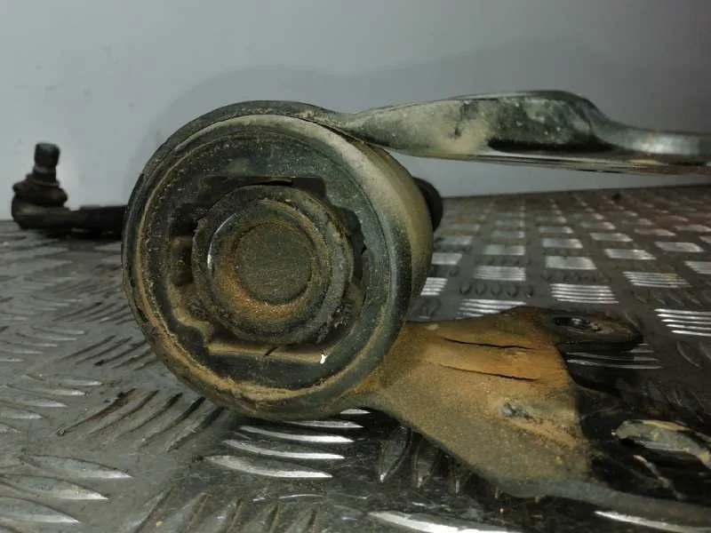 Brazo Suspension Inferior Delantero Izquierdo para Volvo V40