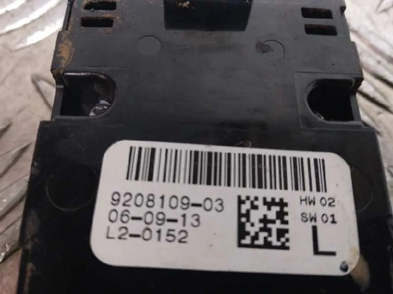 Mando Elevalunas Delantero Izquierdo para Bmw Serie 1 Lim. (F20)