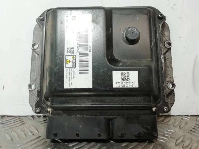 Centralita Motor Uce para Opel Astra J Sports Tourer