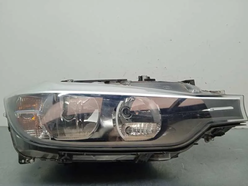 Faro Derecho para Bmw Serie 3 Lim. (F30)