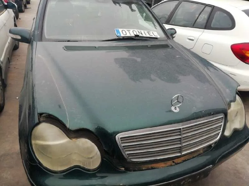 Capot para Mercedes-Benz Clase C (W203) Berlina