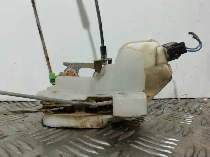 Cerradura Puerta Delantera Derecha para Mitsubishi Montero (V60/V70)