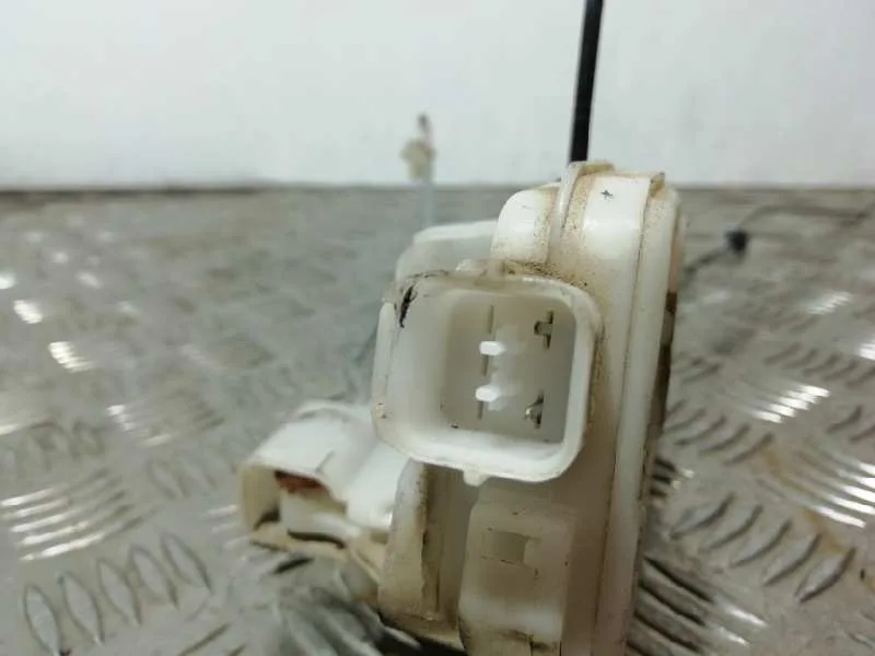 Cerradura Puerta Delantera Derecha para Mitsubishi Montero (V60/V70)