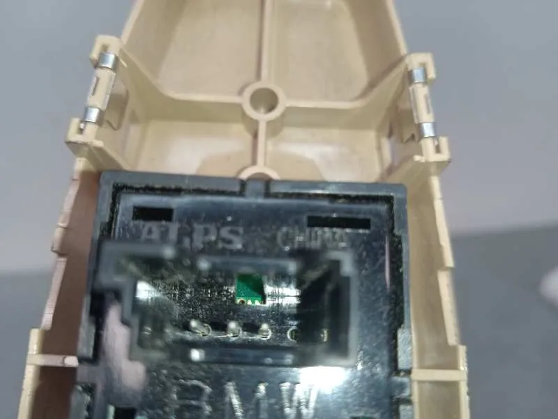 Mando Elevalunas Delantero Derecho para Bmw Serie 3 Lim. (F30)