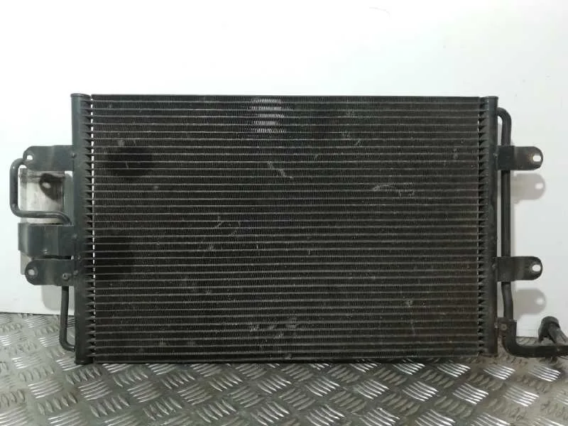 Condensador / Radiador Aire Acondicionado para Volkswagen Golf Iv Berlina (1J1)