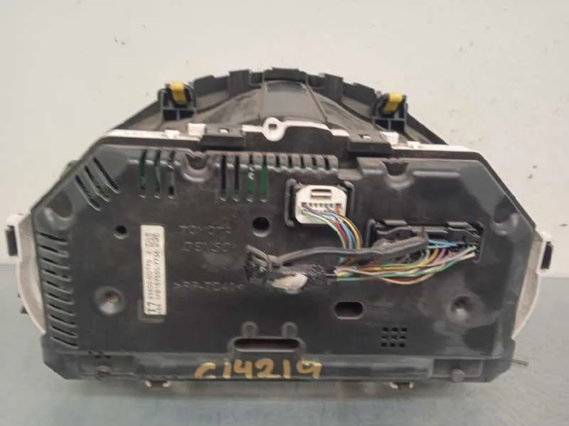 Cuadro Instrumentos para Toyota Yaris