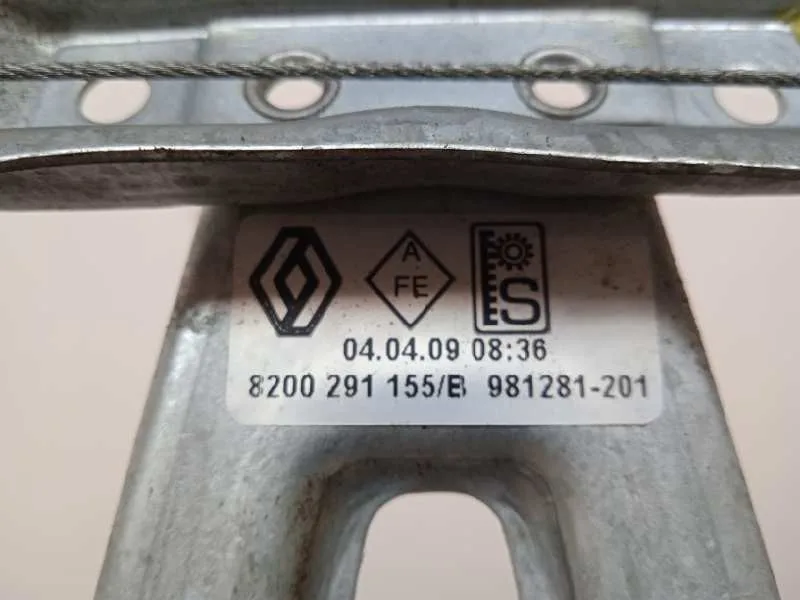 Elevalunas Trasero Derecho para Renault Clio Iii