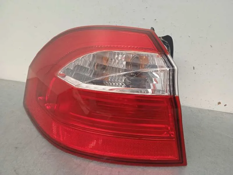 Piloto Trasero Izquierdo para Kia Rio