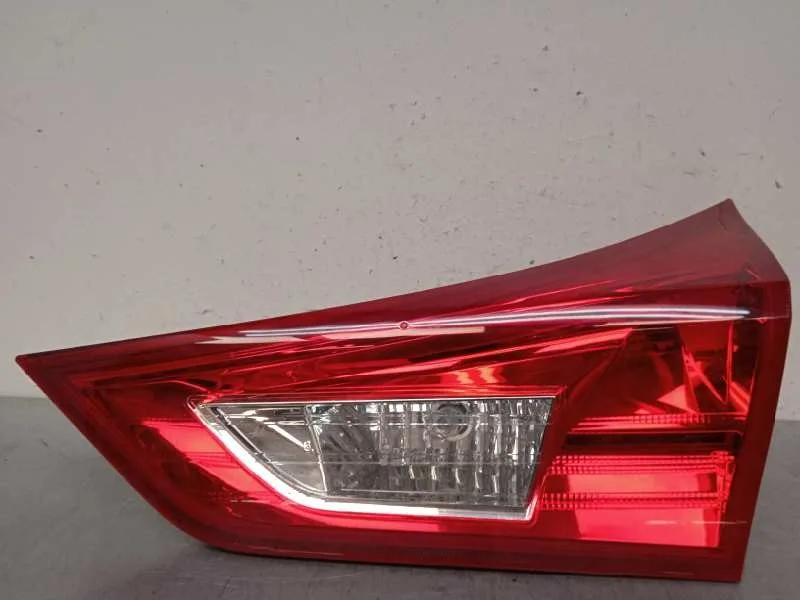 Piloto Trasero Derecho Interior para Toyota Auris