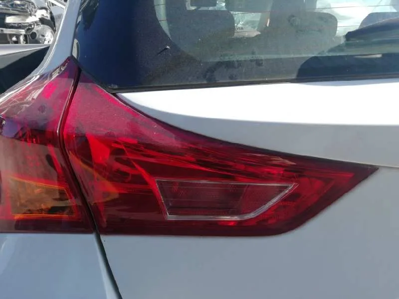 Piloto Trasero Izquierdo Interior para Toyota Auris
