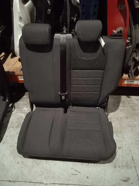 Juego Asientos Completo para Ford Kuga (Cbs)