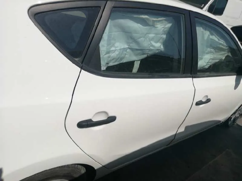 Puerta Trasera Derecha para Hyundai I30