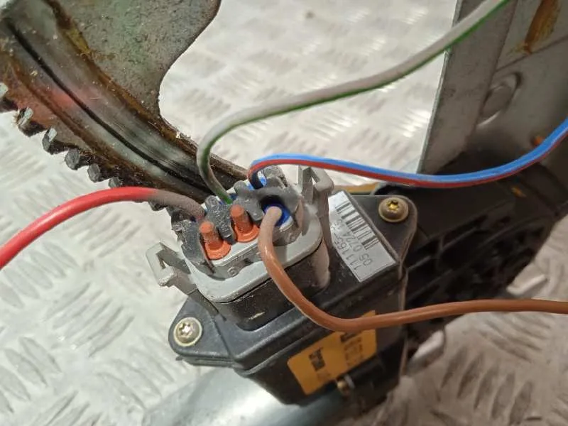 Elevalunas Delantero Izquierdo para Opel Tigra