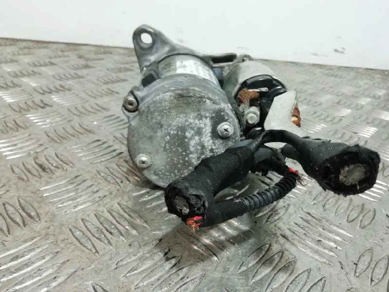 Motor Arranque para Audi A4 Berlina (8W2)
