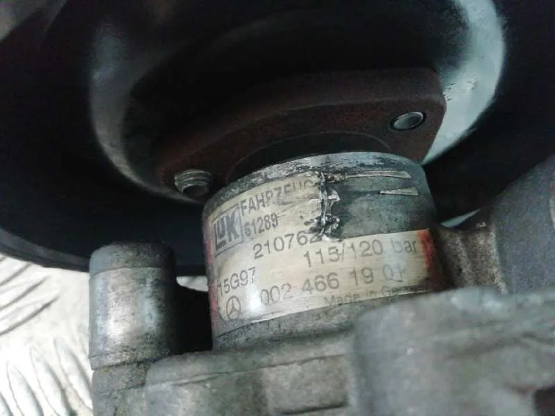 Bomba Direccion para Mercedes-Benz Clase E (W210) Familiar