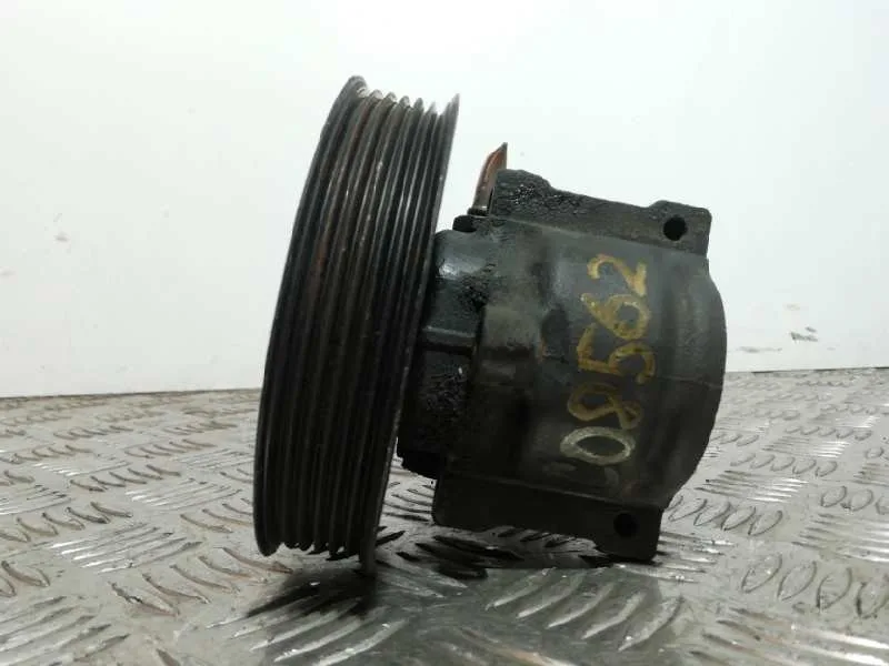 Bomba Direccion para Ford Mondeo Berlina (Gd)