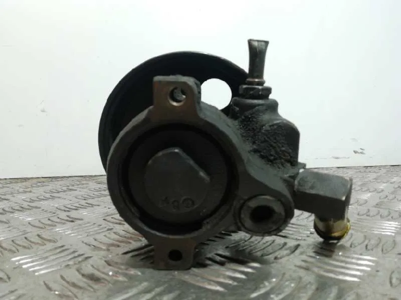 Bomba Direccion para Ford Mondeo Berlina (Gd)