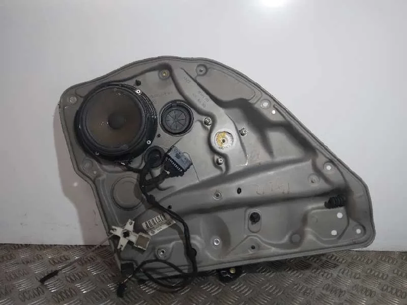 Elevalunas Trasero Izquierdo para Volkswagen Bora Berlina (1J2)