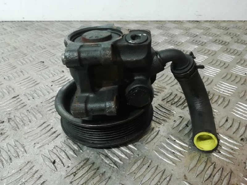 Bomba Direccion para Ford Transit Caja Cerrada '06