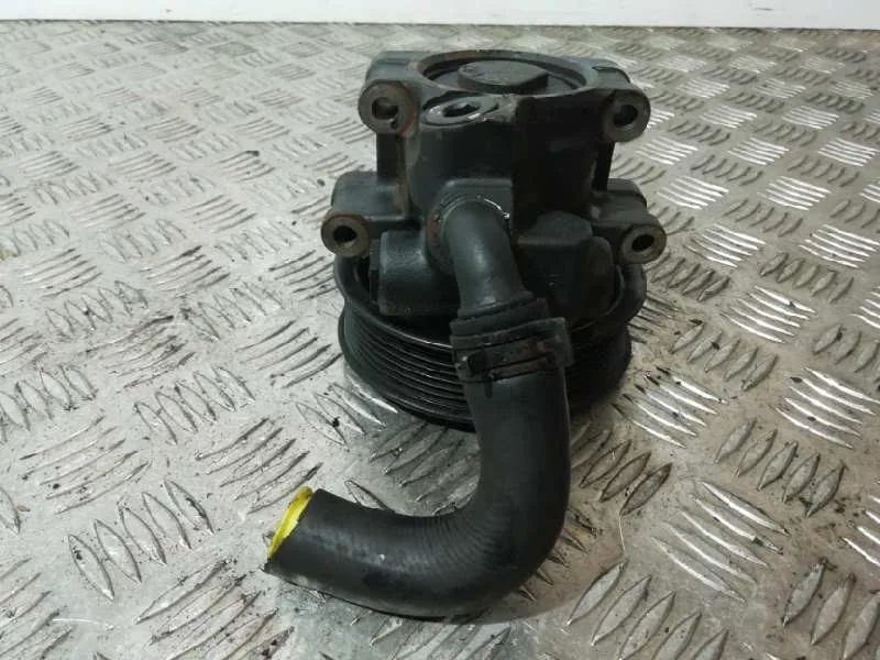 Bomba Direccion para Ford Transit Caja Cerrada '06