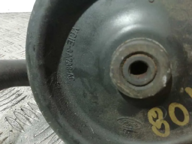 Bomba Direccion para Ford Transit Caja Cerrada '06
