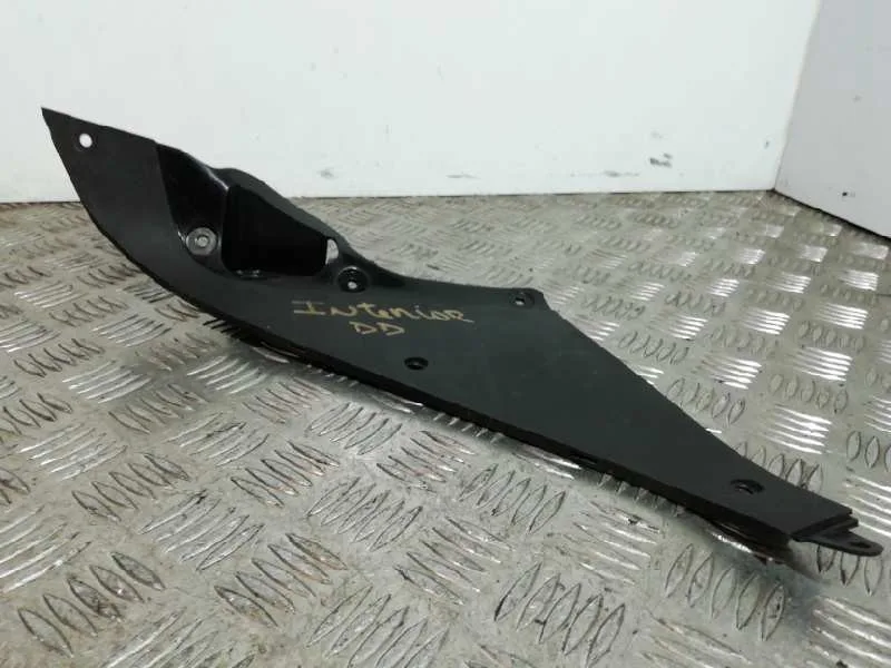 Moldura para Honda Cbr 650R