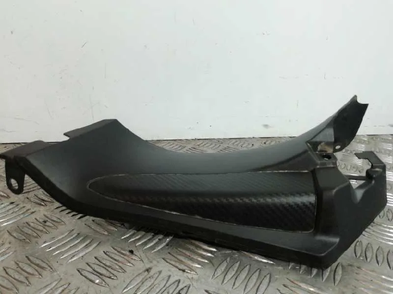 Moldura para Honda Cbr 650R