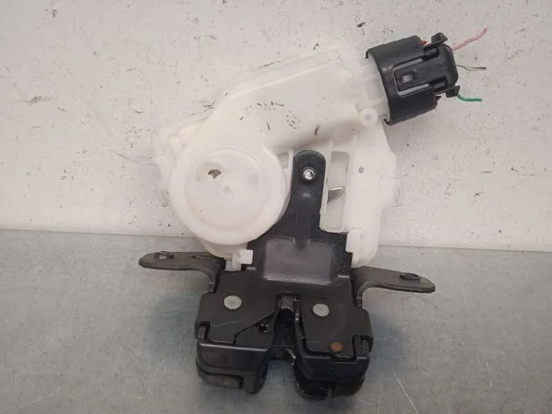 Cerradura Maletero / Porton para Toyota Auris