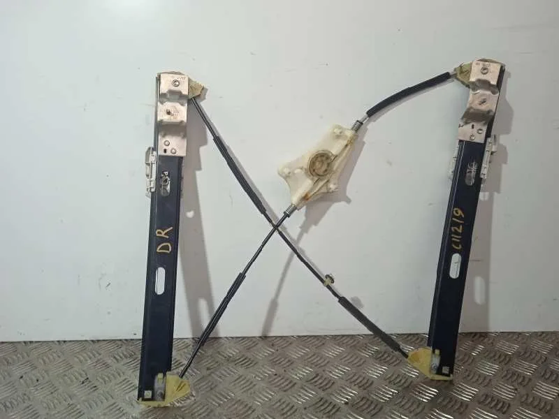 Elevalunas Delantero Derecho para Seat Leon St (5F8)