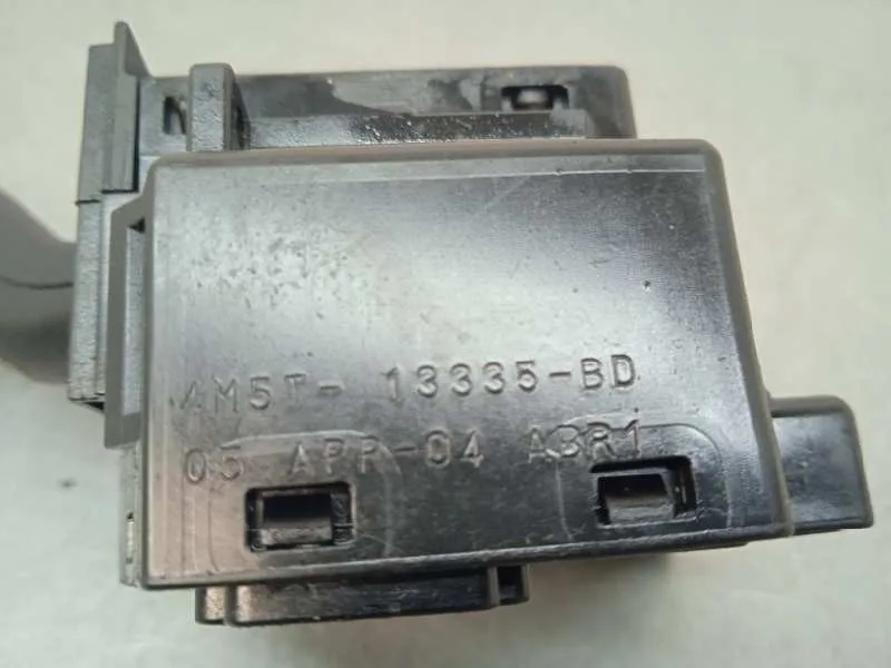 Mando Intermitentes para Ford Focus Berlina (Cap)