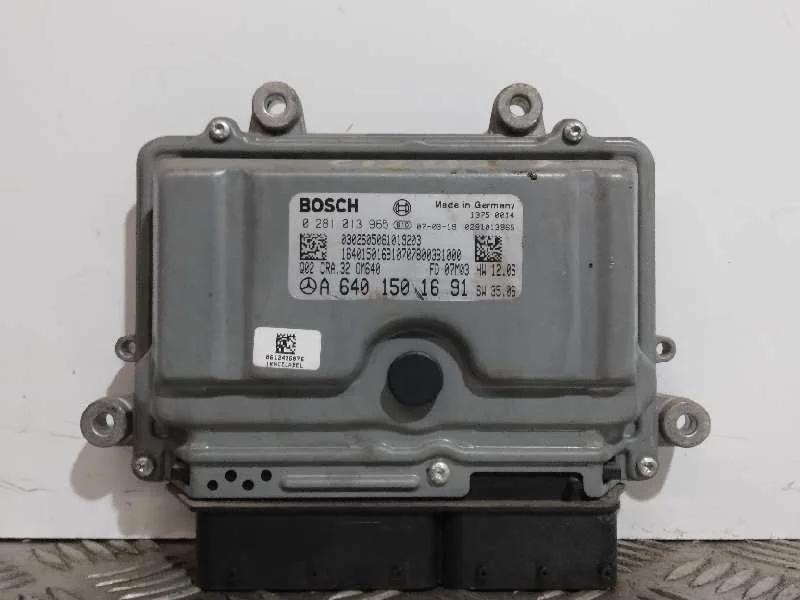 Centralita Motor Uce para Mercedes-Benz Clase A (W169)