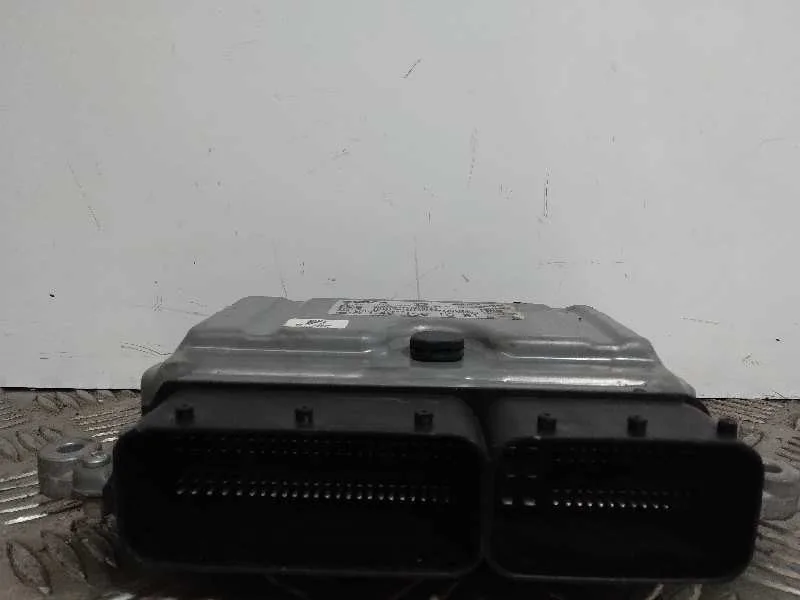 Centralita Motor Uce para Mercedes-Benz Clase A (W169)