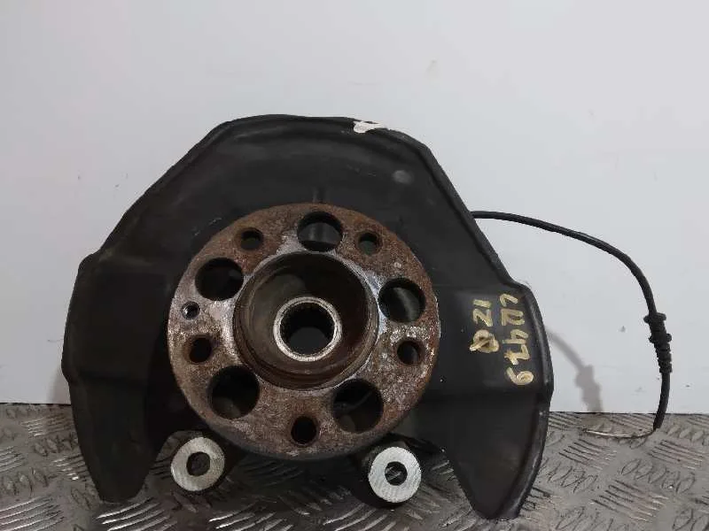 Mangueta Delantera Izquierda para Mercedes-Benz Clase A (W169)