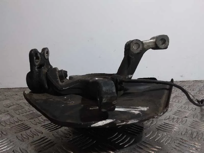 Mangueta Delantera Izquierda para Mercedes-Benz Clase A (W169)