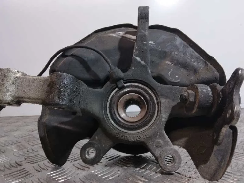 Mangueta Delantera Izquierda para Mercedes-Benz Clase A (W169)