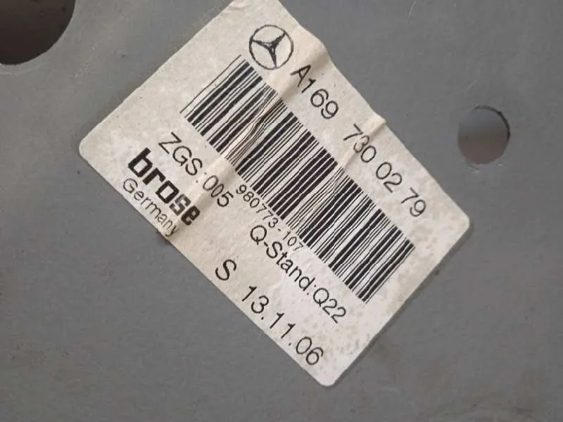 Elevalunas Trasero Derecho para Mercedes-Benz Clase A (W169)