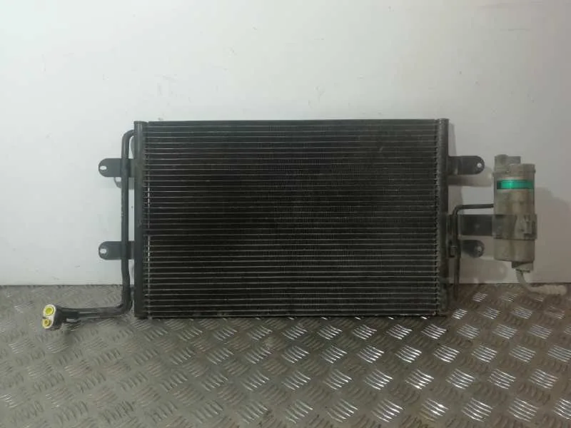 Condensador / Radiador Aire Acondicionado para Seat Leon (1M1)