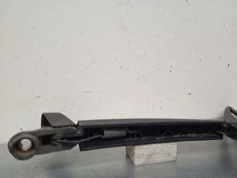 Brazo Limpia Trasero para Ford C-Max