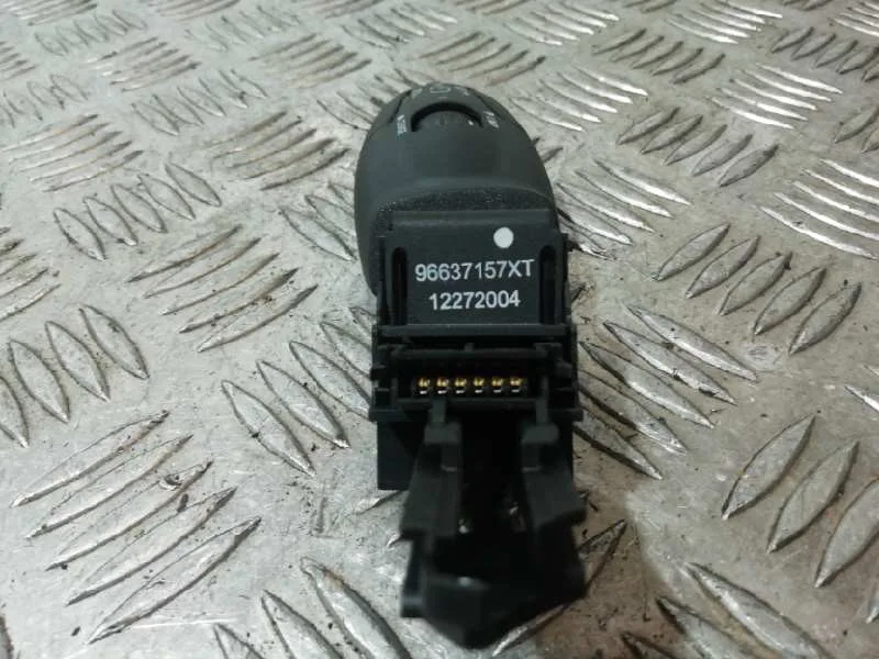 Mando Volante para Peugeot 208