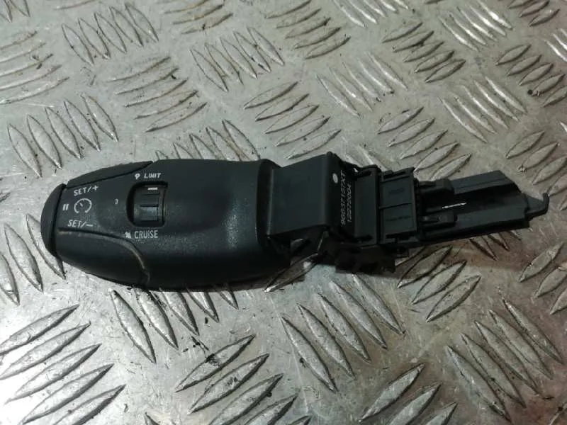 Mando Volante para Peugeot 208